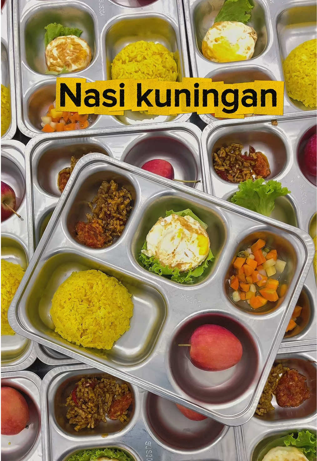 Menu : Nasi Kuning Hari/tgl : Kamis, 2 oktober 2025 Dapur : SPPG Ngawen 2 #makanbergizigratis #mbg #badangizinasional #sppgngawendua #nasikuning 