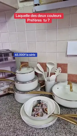 Apprécie ces deux couleurs et fait ton choix puis passe inbox#vaisselle #casserole #cuisine#louchesilicone 