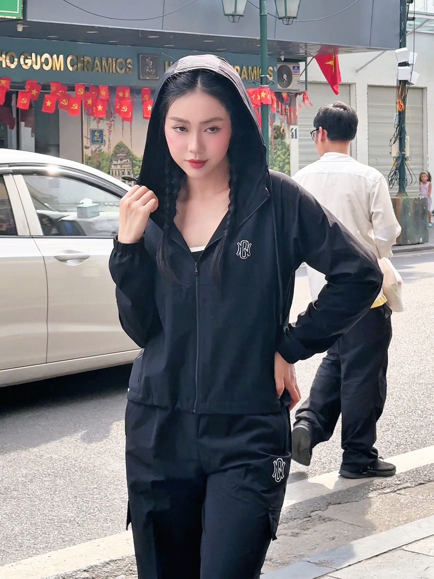 Outfit dạo phố trẻ trung năng động với bộ gió quần suông túi hộp cực cá tính #guno