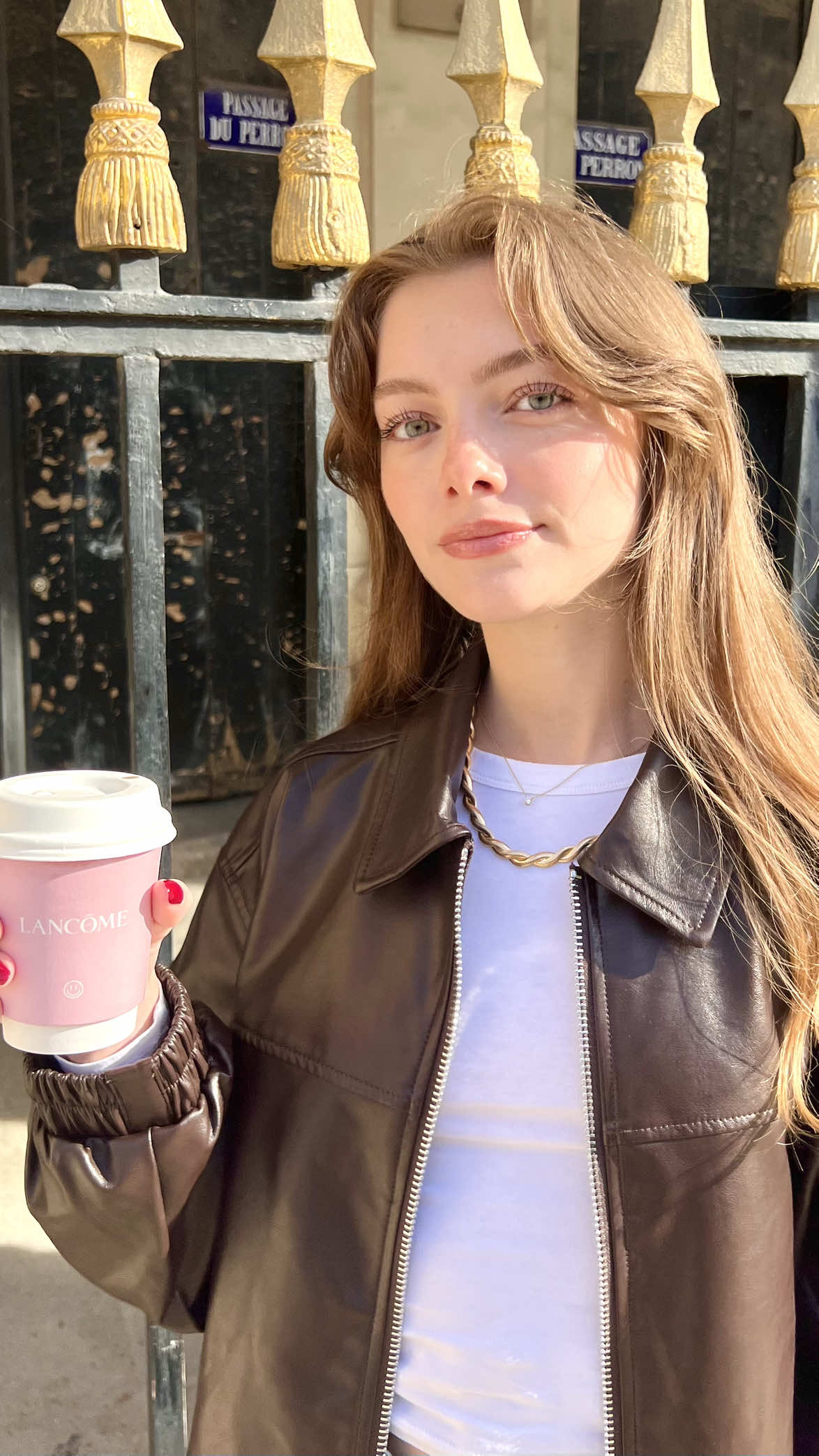 Café éphémère, make-up flash gratuits & cadeaux @Lancôme 🩷  Du 2 au 4 octobre, rendez-vous chez BaristAya by Lancôme x @GoodNews pour une expérience unique :  ☕ Café offert aux 200 premiers visiteurs chaque jour 💄 Flash make-up gratuits 🎁 Miniatures & box exclusives à gagner 📍 94 rue Montmartre 75002 *Invitation - Produits offerts* Créatrice UGC premium Créatrice UGC makeup Contenu UGC événement  Contenu UGC pop up  #lancomemakeup #popup #lancomexgoodnews #popupstore #ayanakamura 