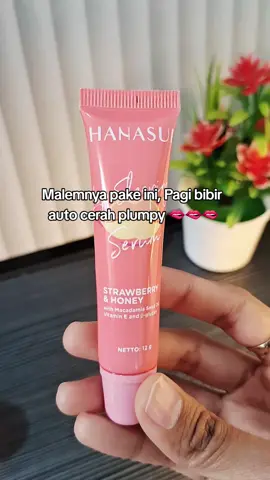 rutial wajib sebelum tidur. biar bibir makin sexy #hanasuisleepinglipserum #lipserum 