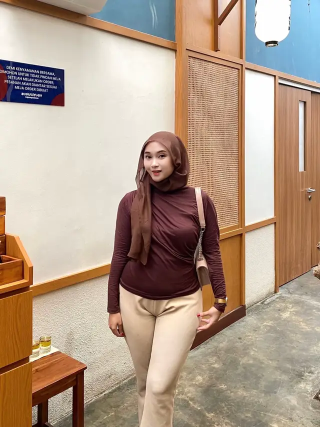 Makan ramen di salah satu tempat ramen terenak di Jogja😍, enak banget apalagi disetiap sudut tempatnya astetik buat foto-foto. Makin suka🥰 📍 Moufu Ramen Jogja #moufuramen #moufuramenjogja #kulinerjogjamurah #wisatajogja #kulinerkaliurang 