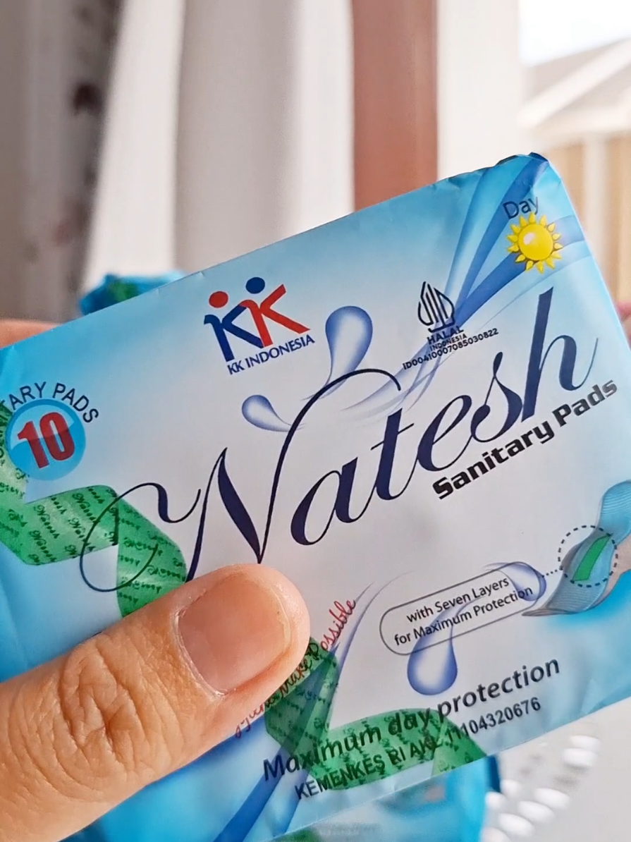 Stok  NATESH banyak² pun gak masalah, karena aman dan nyaman dipakai untuk jangka panjang. Bebas dioksin, menyerap cairan dengan cepat dan maksimal, jadi gak bocor-bocor lagi.  #natesh #nateshsanitarypads #pembalutherbal #pembalutbebasdioksin 