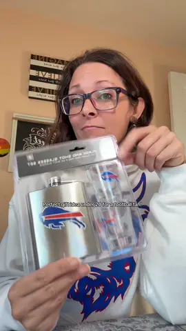 Teams are selling fast! #holidaygifts #giftsforfriends #giftsunder20 #christmasgiftideas 