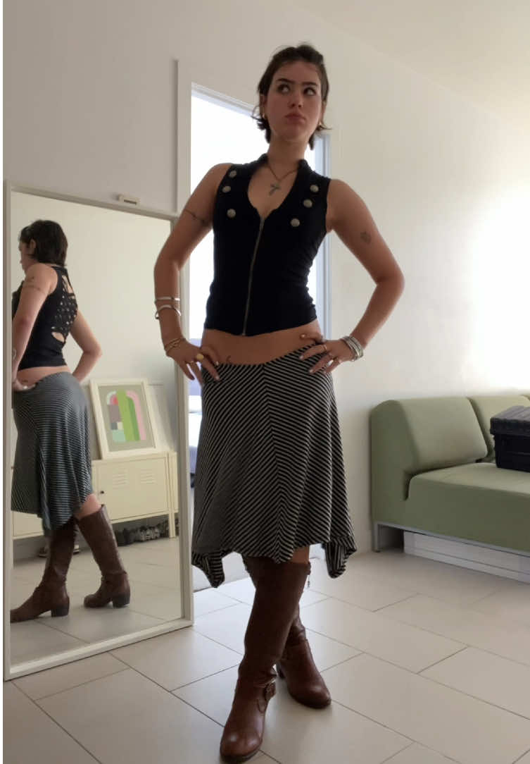 look was better last night when the makeup hadn’t completely come off #outfitideas #OOTD 