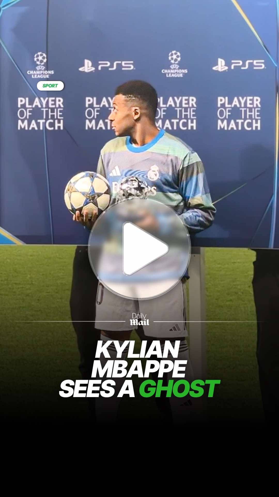 Mbappe's seen a ghost 👻🤣 🎥 grushevsk1y_ #mbappe #kylianmbappe #realmadrid #ucl #football