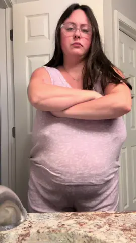 I will not be defeated by 3rd trimester!!!!! #motherhood #stayathomemom #motherhoodjourney #pregnant #ditlofamom 