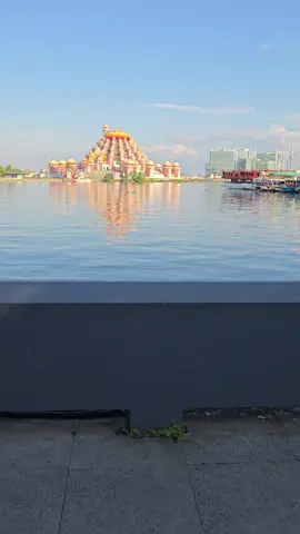 nuansa pagi pantai lososari #sunrise #pantailosari #makassar #mesjid99kubahmakassar #fyp 