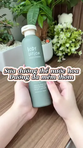 Thơm dai lắm mấy bà. Đi hẹn hò cứ bôi vào cho tui nó vương vấn lắm #lotion #suaduongthe #nuochoa #chamsocda #lamdep 