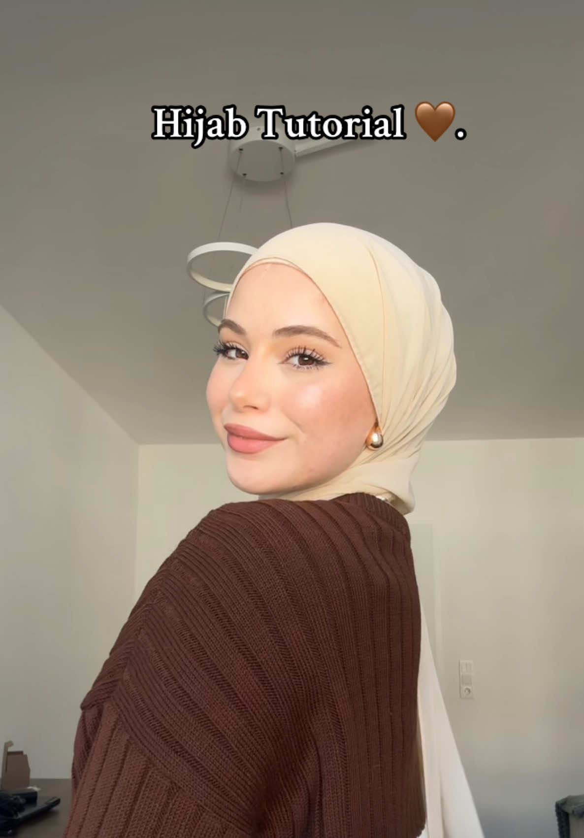 لفة حجابي الي دوما بعملها بالشتاء🤎 #fyp #foruyou #اكسبلور #hijab #hijabfashionstyle 