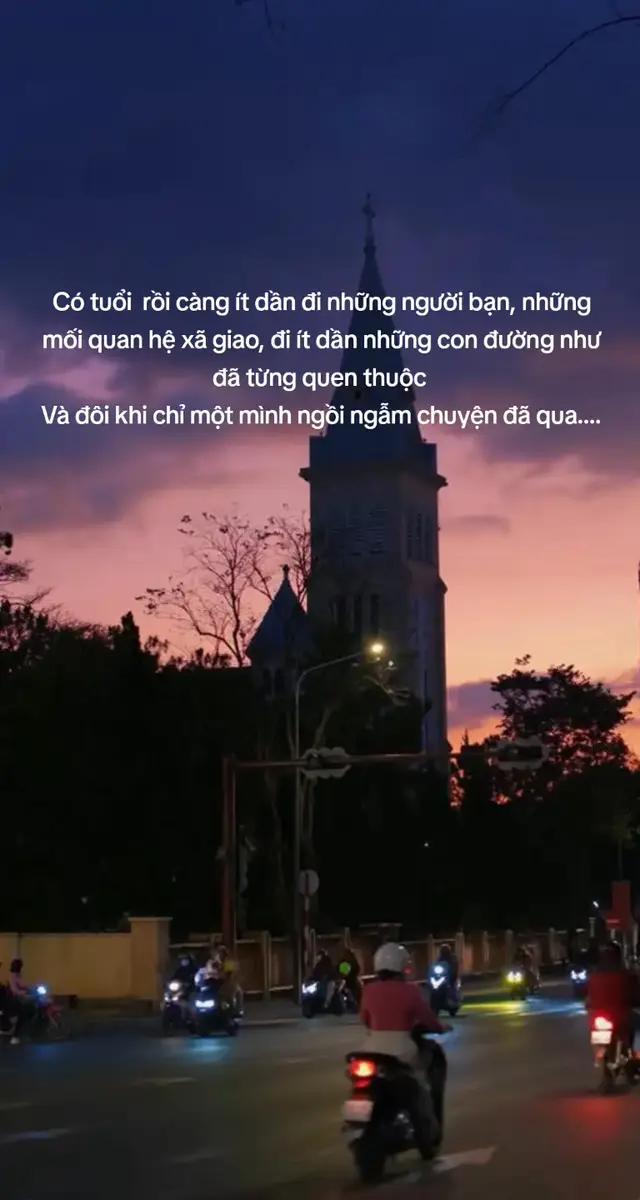 Có bao giờ bạn tự hỏi vì sao có những người từng thân thiết lại dần xa cách? Có những mối quan hệ tưởng sẽ gắn bó mãi, cuối cùng vẫn lặng lẽ đứt đoạn? Rồi bạn bối rối tự vấn: 