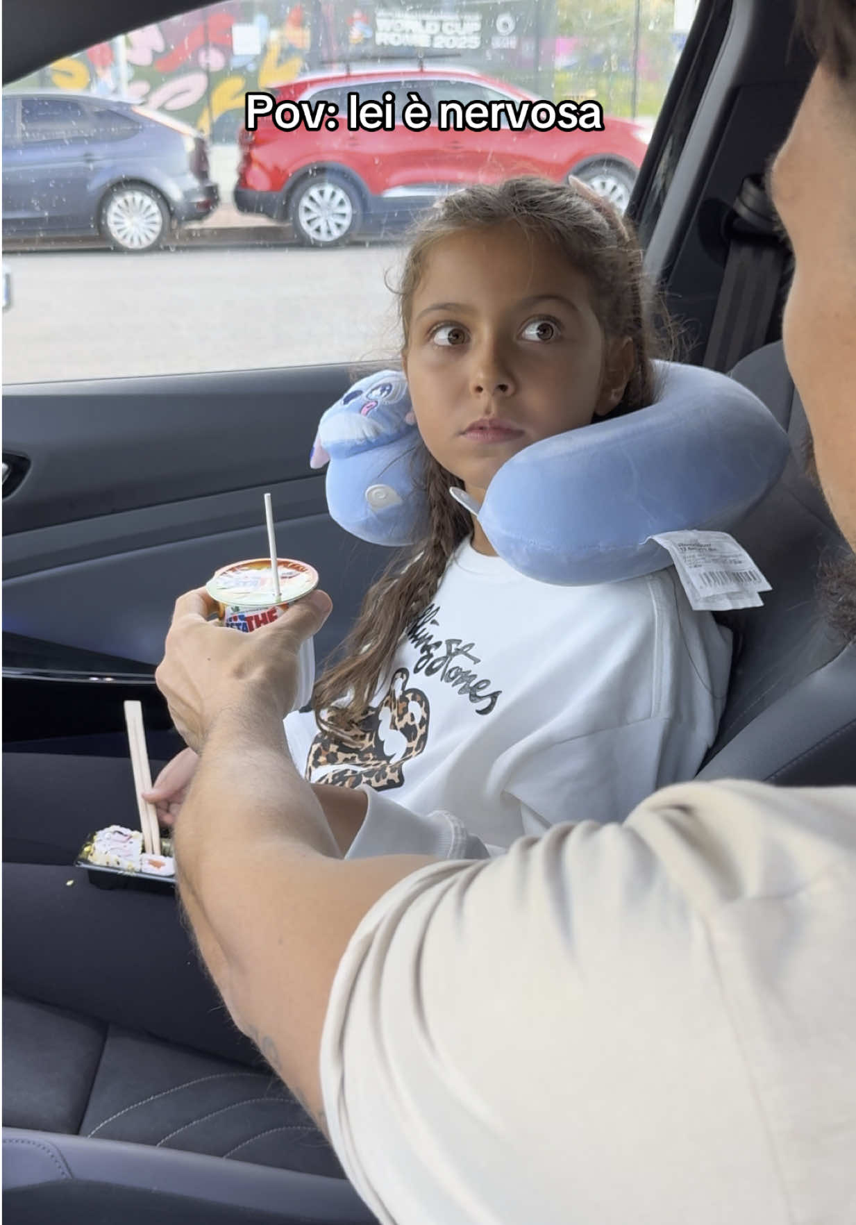 Ringraziatemi poi… 😅 chi come Ila?😍 #stefanoeilary #papàefiglia 