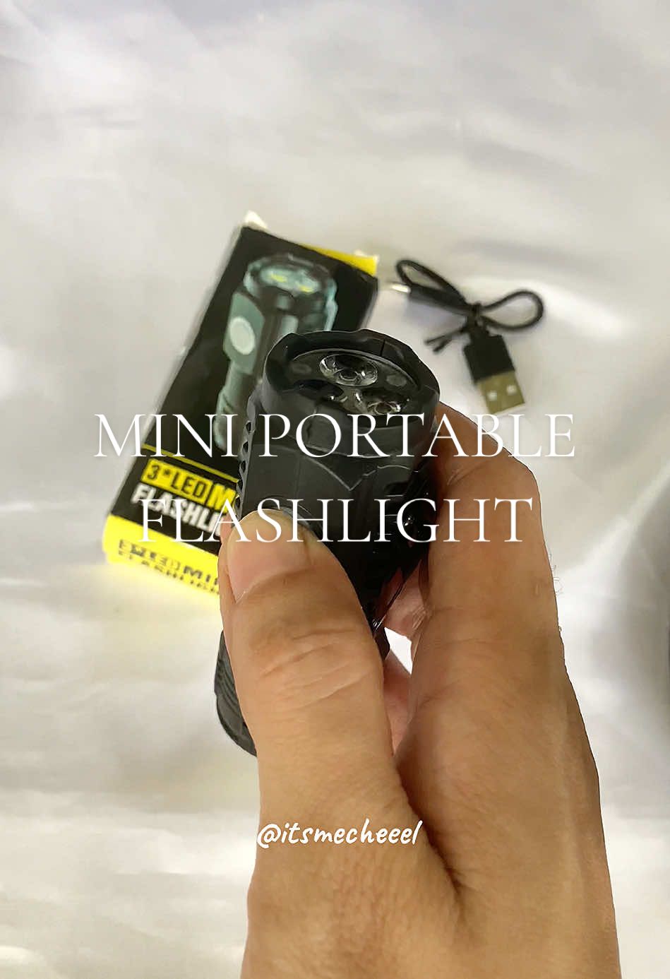 3 LED mini flashlight✨ #flashlight #miniflashlight #rechargeableflashlight 