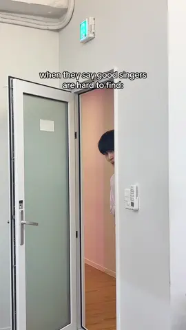 Spot the singer 🫣 #1VERSE #유니버스 #SEOK 