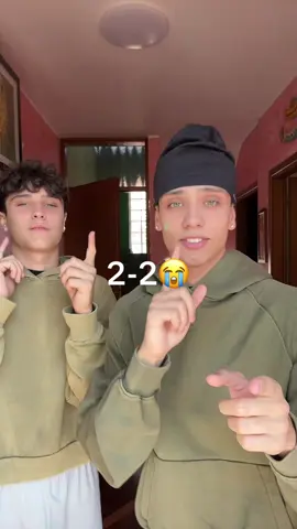 😭😭