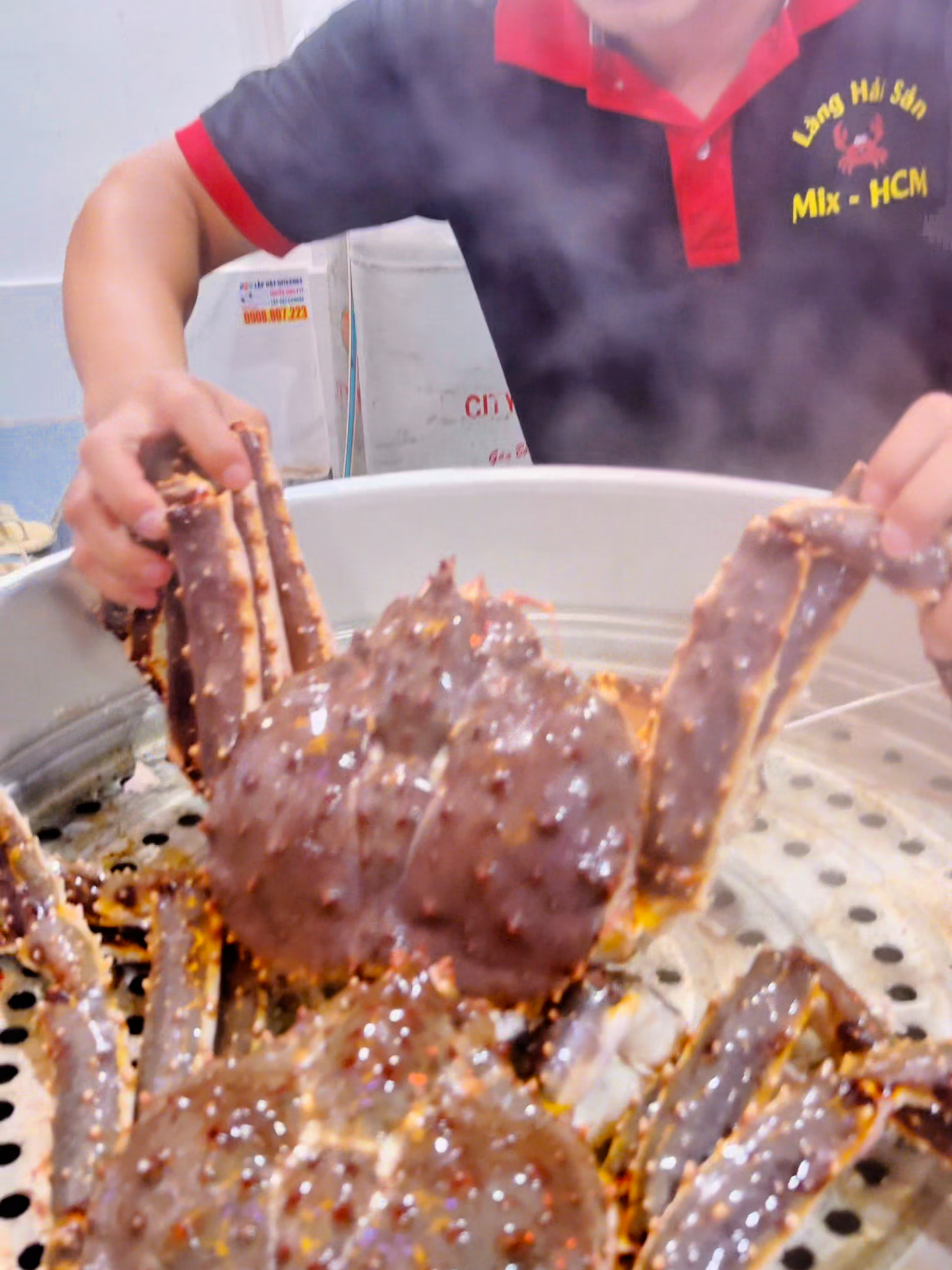 🦀🦞 Set hải sản cực sang – cực khủng thế này… 👉 Cả nhà đoán thử giá bao nhiêu nào? 💰 Ai đoán gần đúng em có quà nhỏ xinh gửi tặng 🎁 #langhaisanmix #cuahoangde #tomhum #xuhuong