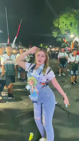 😋#fyp #karnavalorooroombo 