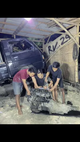 🤨 #fyp #viraltiktok #mekanikmuda #salamkukuhitam🙏🤝🛠️🔩 @MAULID_ARMENDA92 @MOH RISKIYANTO 