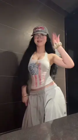 dc @LOY 🇻🇳 #kanhihi_ #TikTokDanceVN  