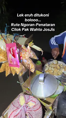 Blitar pinggir lorr dewee…  andalane @Danis @M🅰️S IW🅰️N @Adit Coco  #jajanantiktok #cilokbumbukacang #promoseruweekend #fyppppppppppppppppppppppp #fyp 