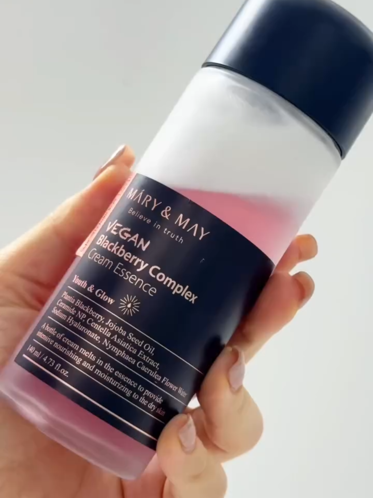 Just one step for maintaining a healthy skin barrier! ✨🤍 Hydrate, soothe, and firm your skin in a light, gentle, non-sticky texture with Mary&May Vegan Blackberry Complex Cream Essence.🫐 #marynmay #marynmayUS #kbeauty #koreanskincare #skincareroutine #veganskincare #cleanbeauty #skinbarrier #skinbarrierrepair #blackberry #idebenone#milkytoner #skintok #fyp #foryou