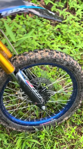 ผมก็แค่ขับรถเวฟเก่าๆ#วิบากไทยแลนด์ #เด็กบ้านนอก #ขึ้นฟีดเถอะของร้อง 