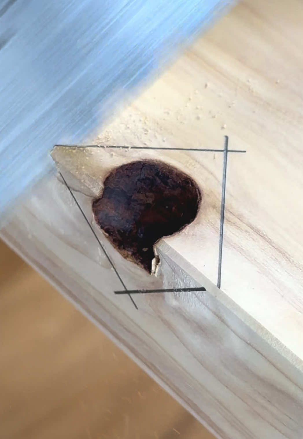 How to Handle a Knot in a Tough Spot #woodworking #DIY #asmr #wood #joint 