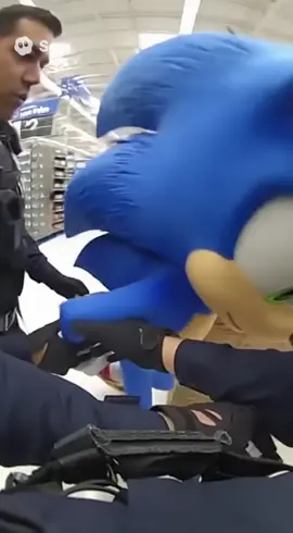 Sonic 4 teaser!!!!!!! #somicthehedgehog4 #sora #justarandomhashtag #anotherhashtag #okimdonewiththehashtags 