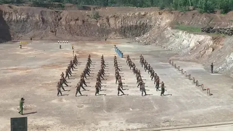 NẾU AI CŨNG CHỌN VIỆC NHẸ NHÀNH THÌ GIAN KHỔ ĐỂ DÀNH CHÚNG TÔI ❤👮🫡  #k61 #pckb #viral #viraltiktok  #chiensiquacam 