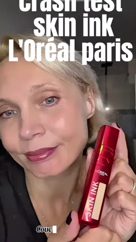 🌟🅻'🅾🆁🅴́🅰🅻 🅿🅰🆁🅸🆂🌟 En partenariat avec L'Oréal Paris Make up.  Coucou tiktok !! Comment ça va en ce debut du mois d'octobre ? ON PENSE À SE FAIRE DÉPISTER le cancer peut toucher tout le monde je parle en connaissance de cause !   🌺 Aujourd'hui on parle crash test maquillage avec :  ✨️ Le fond de teint skin ink de @lorealparis ✨️ ➡️ Ce fond de teint a une technologie micro sérum qui fusionne entre le soin et la couvrance sans résidus.  ➡️ Il a une formule légère enrichie en acide hyaluronique.  ➡️ Il va hydrater, lisser et unifier le teint tout en offrant jusqu'a 48 h de tenue et SANS transfert.  ➡️ Il est disponible sur le site L'Oréal Paris ,en magasins et sur Amazon. ✅️MON AVIS✅️  • Comme vous pouvez le voir dans la vidéo je l'ai crash tester à fond et il ne bouge pas du tout.  • Il est facile à appliquer très léger sur la peau .Que se soit en fond de teint ou correcteur il offre une couvrance qui reste naturelle et sans effet matière.  • C'est le fond de teint  incontournable à avoir si vous avez besoin d'un fond de teint qui ne bouge pas de la journée sans dessécher votre peau ! 🫶 Un grand merci à @lorealparis et @skeepers_fr pour cette belle collaboration 🫶  🤔 Connaissiez - vous cette pépite ? Je vous laisse me le dire en commentaire je vous souhaite une belle journée et je vous fais plein de bisous 😚 . #lorealparis #maquillage #infailliblespray #infaillibleskinink #collaborationcommercialenonremunérée 