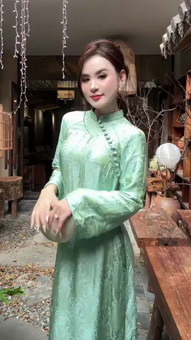 Bao giờ cho gạo bén sàng, cho trăng bén gió, cho nàng bén anh. 🌱🌱 #fyp #xuhuong #aodaivietnam🇻🇳 #aodaiGiGi #aodaitet 