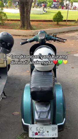 #lebihbaiknaikvespa #4upageシ #vespaklasik #xybca 