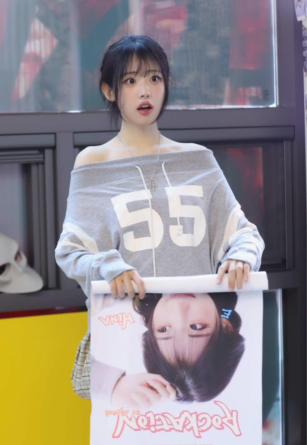 Did you see all those shocked faces? That’s gonna be you at the QWER concert 🤯🎸 Grab your ticket before it’s too late! 🎟️ 🔗 https://kpoptickets-com.myshopify.com/collections/studiopav-presents-2025-qwer-1st-world-tour-rockation #QWER #바위게 #ROCKATION #QWERinUSA 