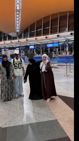 walaalo is jecel @Adna Channel 👸 @Tiina_fareey 