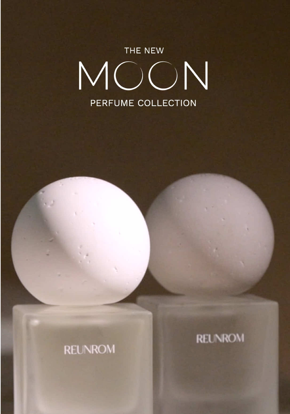 เตรียมพบกับ REUNROM Moon Perfume Collection น้ำหอมที่จะทำให้คุณหอมทั้งตัว และหอมทั้งบ้าน เร็วๆ นี้ #REUNROM #Perfume #MoonPerfumeCollection