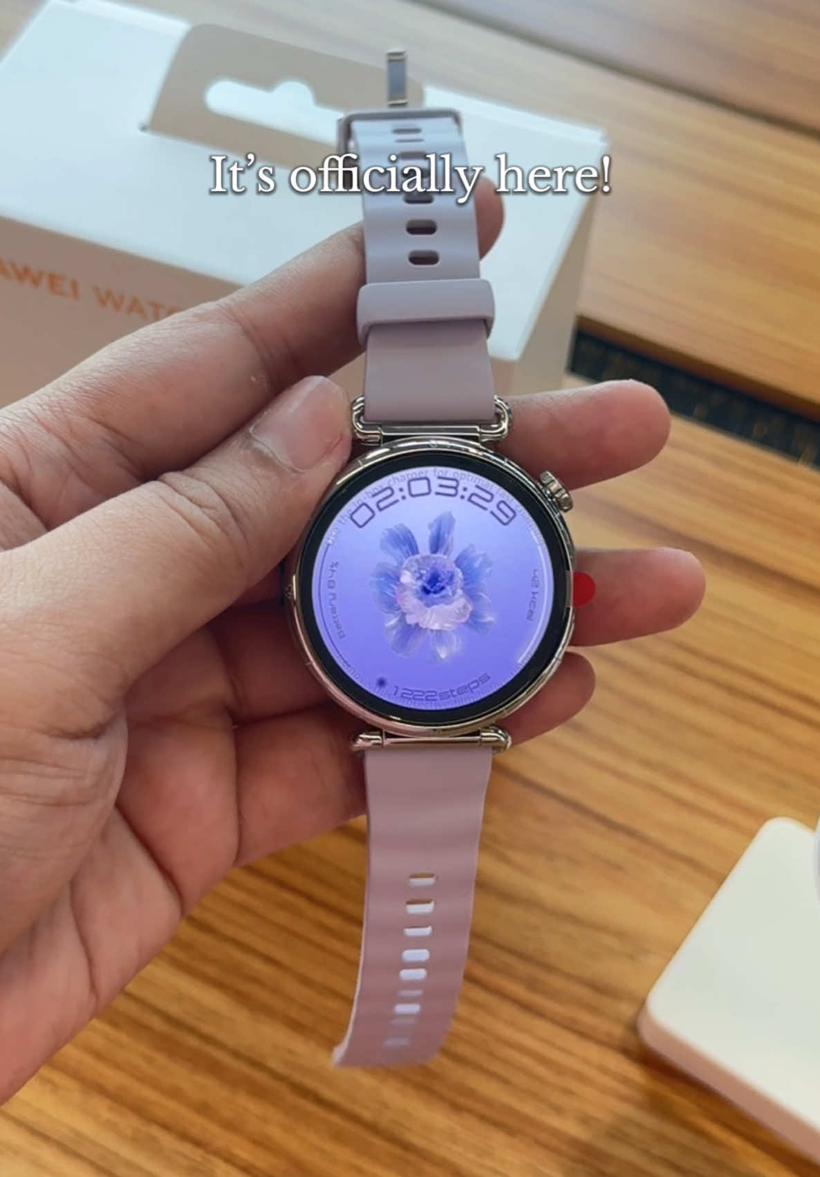 First glance - instant obsession with the new Huawei Watch GT 6 💜 #huaweiwatchgt6 #GT6 #huaweiwatch #huaweismartwatch #huawei 