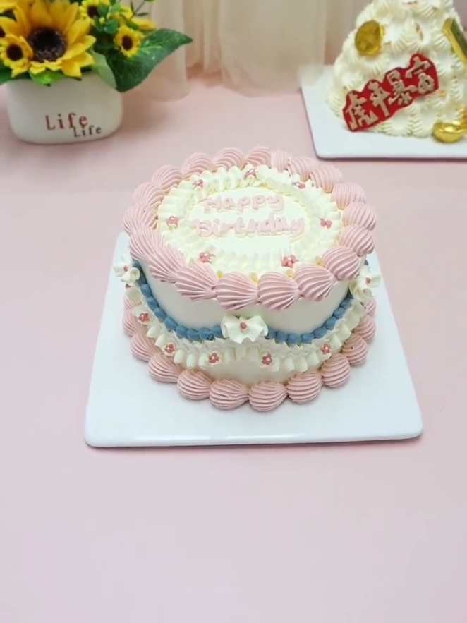 Amazing cake for birthday wishes A beautiful memory for your beautiful day.#cakelover #fypシ゚viral🖤tiktok #share #trending #cakedecorating 