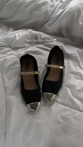 ganda ng color! 😭🖤 #retroflatshoes #maryjaneshoes #yokoflatshoes 