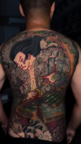 Tạm ứng cho e phần lưng #tattoo #xamhinhnghethuat #tattoos 