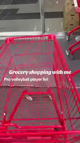 รถเข็นช็อปปิ้งของนักกีฬาสาวมีอะไรกันบ้างนะ🤩🦾 ใครอยากรู้ว่าshopping วัตถุดิบไปทำอะไร รอติดตามเลย เพราะช่วงนี้มอมอ กำลังเตรียมตัวเปิดซีซั่น เลยลองปรับอาหารการกินโดยผู้เชียวชาญทางด้านอาหาร โดยเฉพาะ นักกีฬาที่ดีต้องกินให้ถึงนะ!!! ใครสนใจ อยากดูแลสุขภาพ อยากปรับพฤติกรรมการทานอาหารของตัวเอง มอมอ แนะนำเลย “Eat well concept “ มีโค้ทส่วนลดมาฝากด้วย ใส่ code MM10 ลด 10% เลยค่า✨🤩 ลองดูคลิปทำอาหารได้เลย https://shop.eatwellconcept.com/collections/personal-dietitian-consultation