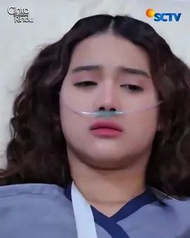 Kira-kira gimana ya perasaan Aluna kalo tahu yang bayar biaya rumah sakit adalah Pak Omar 😢   Saksikan sinetron #CintaSedalamRindu setiap hari, pukul 18.35 WIB hanya di SCTV! #SCTVSinetron #SCTVKreatif #CintaSedalamRindu