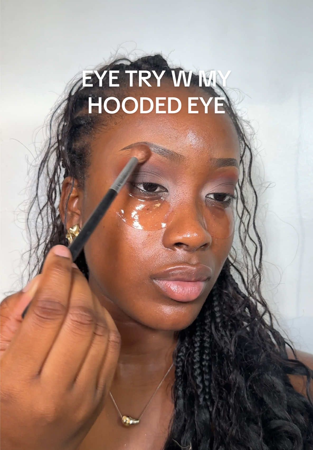 How many looks can I get out of this palette?👀 @BEAUTY BAY rich rich palette @Juvia’s Place the Zulu palette @nyxcosmetics_uk epic eyeliner #eyetrywmyhoodedeye #beautycontent #eyeshadowtutorial #beginnermakeup 