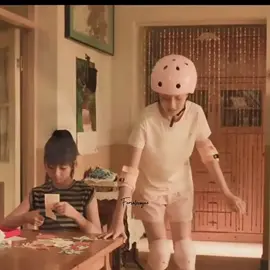 Xu yan adalah definisi calon orangtua yg gabakalan gagal untuk anaknya, karena sejak kecil dia merasakan asing oleh keluarganya sendiri #lovesambition #zhaolusi #williamchan 