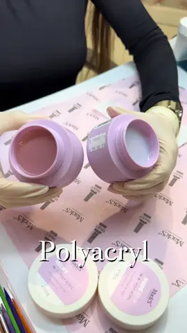 💅 Noutate la Mack’s Professional! Descoperă noul PolyAcryl – ambalaj practic de 50 g și disponibil în 11 nuanțe universale, care camuflează perfect placa unghială. ✨ În perioada 1–5 octombrie te așteptăm în magazin să-l testezi și să te convingi de rezultat! 🎉 Doar în săptămâna lansării beneficiezi de -30% reducere: preț promoțional 315 lei în loc de 450 lei. 👉 Promoția este valabilă și online pe www.macksprofessional.md 📍 Ne găsești pe str. Onisifor Ghibu 10 #nailsmoldova #nailschisinau #mackspProfessional #gelnails #buildergel 