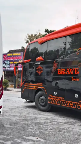 jombor bagian galau 🥀🥀 #busmania #busindonesia #busmalam #yogyakarta #CapCut  @Spongeboblimit 