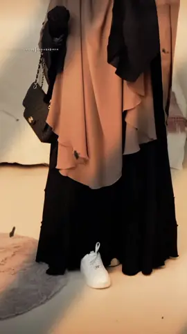 #اللــهــم دربـاً لا تـضـيـق بــه الـحـيـاة  وقـلــبـاً لا يــزول مـنـه الأمـل 🤍✨