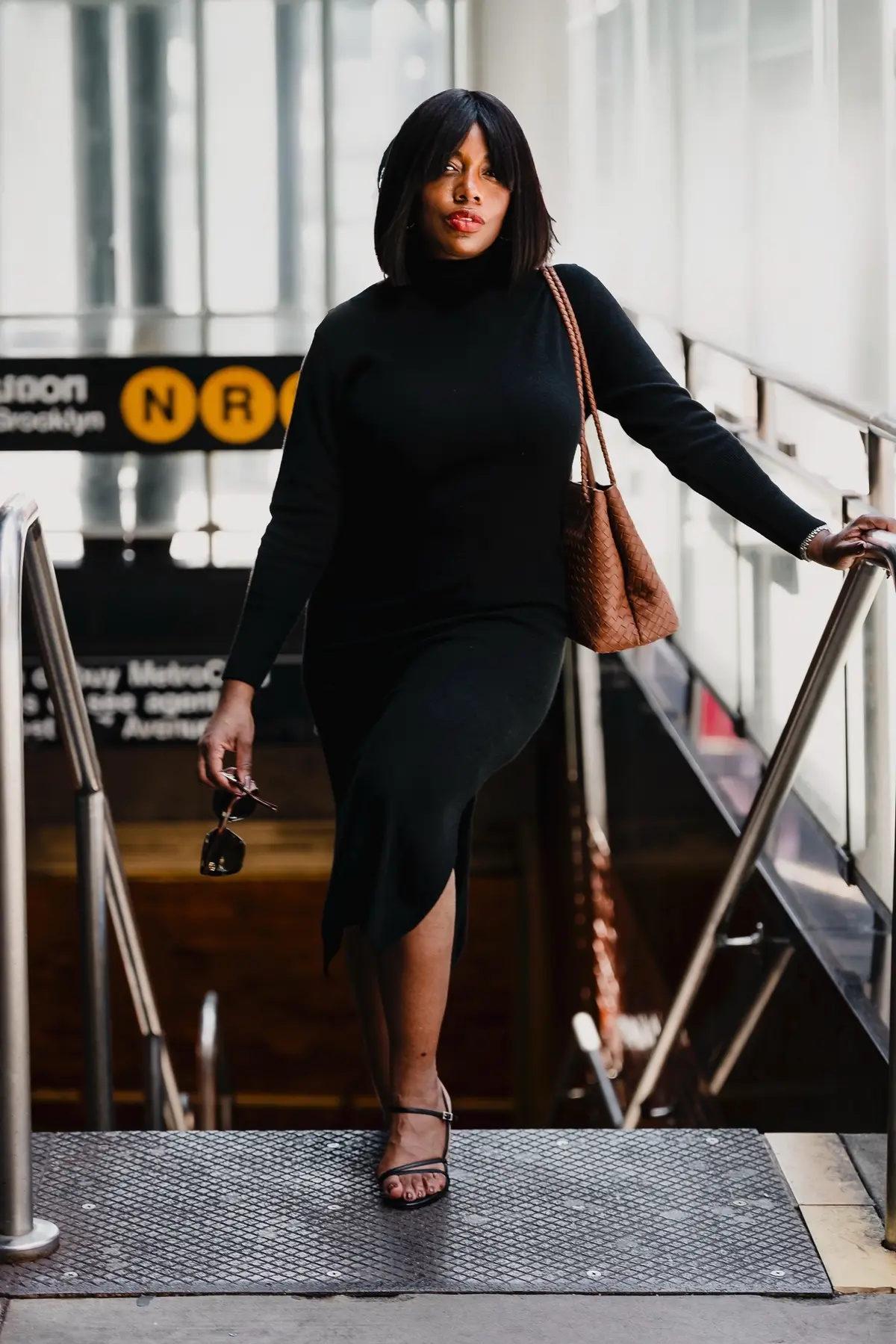 Step into fall with @onequince! Save 10% on your next purchase with code  INFG-25SPORTYMOMMAS10 #OneQuince #falloutfit #QuincePartner #fallfashion 