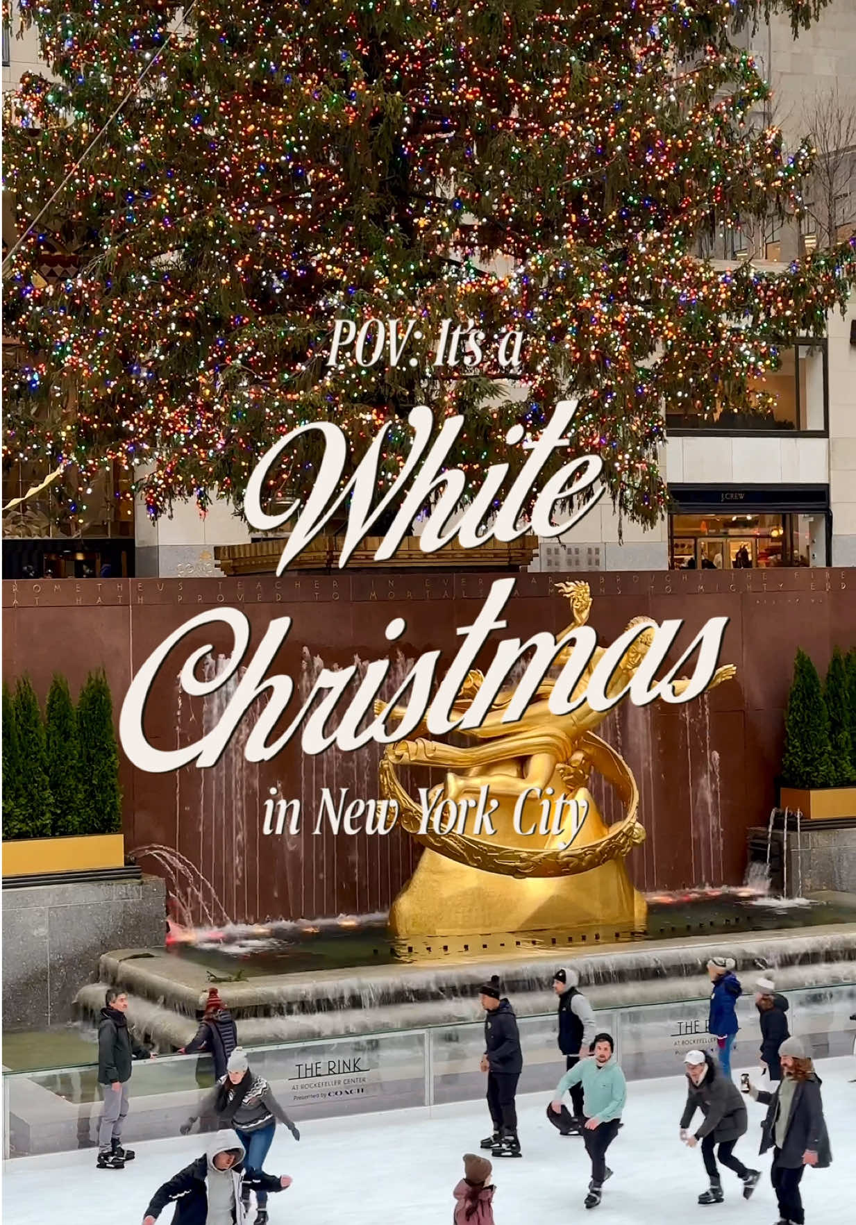 pov: it’s a white christmas in new york city! 🏙️☃️✨ last december, after years of hoping and dreaming, we FINALLY got our wish! let’s make it happen again in 2025– send this video to that one person who you just know is already dreaming of a white christmas and we’ll let santa take things from there… ❄️🎅🏻🎄✨ shot on iphone 4k at 30fps ethan barber, life in manhattan upper east side, midtown, rockefeller center #ethanbarberco #christmasinnewyork #newyorkcity #christmas #rockefellercenter