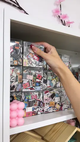 #giftideas #minibooks #readinglover #anxietybookshelf 