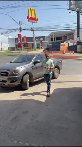 Visita ao Frigorífico Goiás. Guardei a caneta no bolso 😂